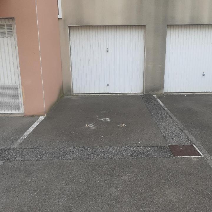 T2 Clim Avec Terrasse Et Place De Parking Privative Balaruc-les-Bains Exterior photo